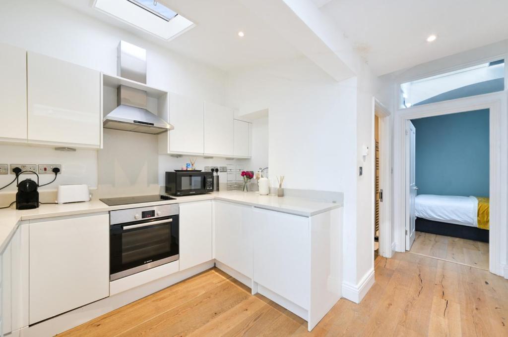 Ferienwohnung Cozy Hideaway In South Ken! London Exterior foto